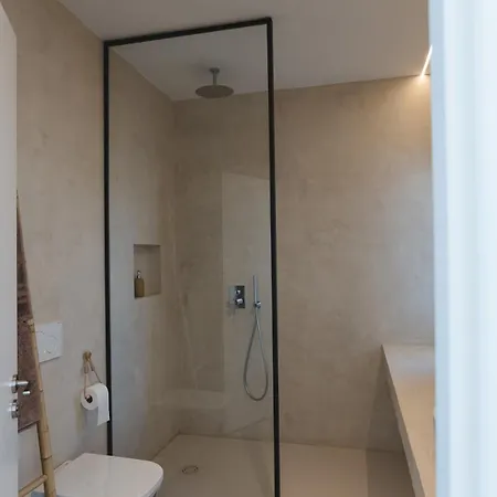Villa Mango - 3 Bedrooms - Heated Pool